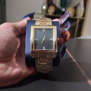 🆕 Gold Square Men's Watch